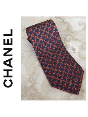 CHANEL CC Logo Chain Pattern 100% Silk Tie Multi-Colour Authentic Luxury